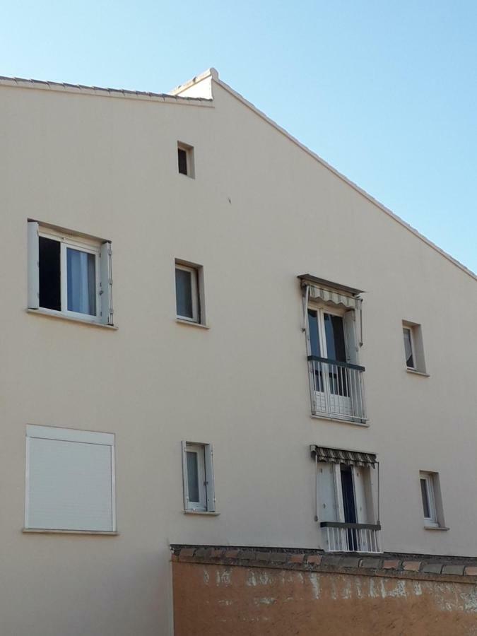 Bandol Nature Et Loisirs: Parking/ Piscine Εξωτερικό φωτογραφία
